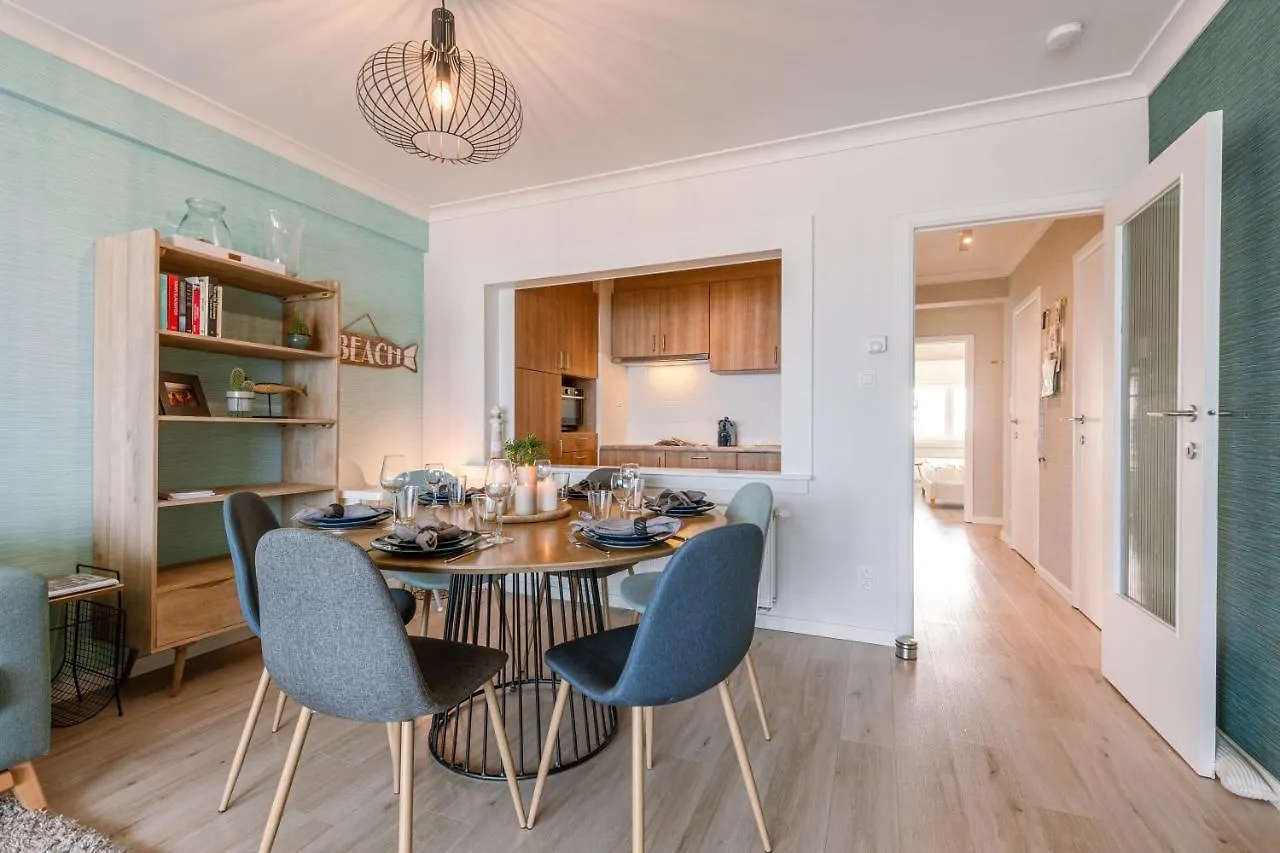 Wonderful Apartment With Frontal Sea View In Westende Middelkerke